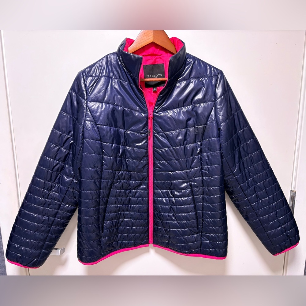 Talbots Petite Large Navy and Pink Quilted Primaloft Lightweight Jacket